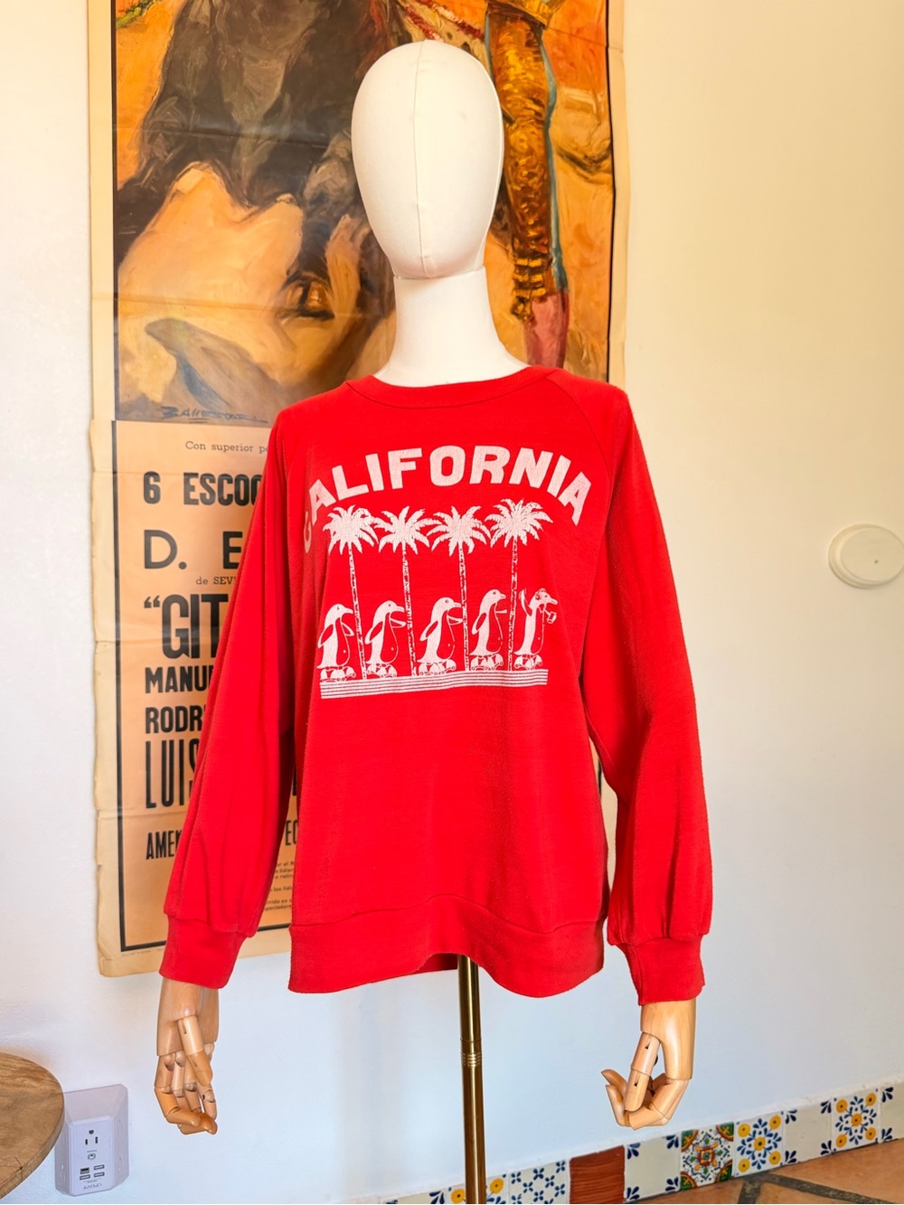 Vintage California Penguins In Roller Skates Bright Red Crewneck Sweatshirt L